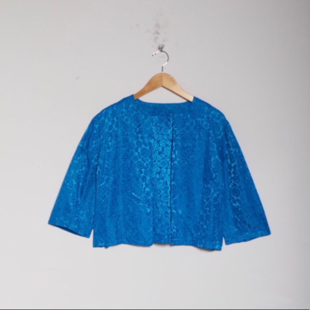 Vintage blue shrug